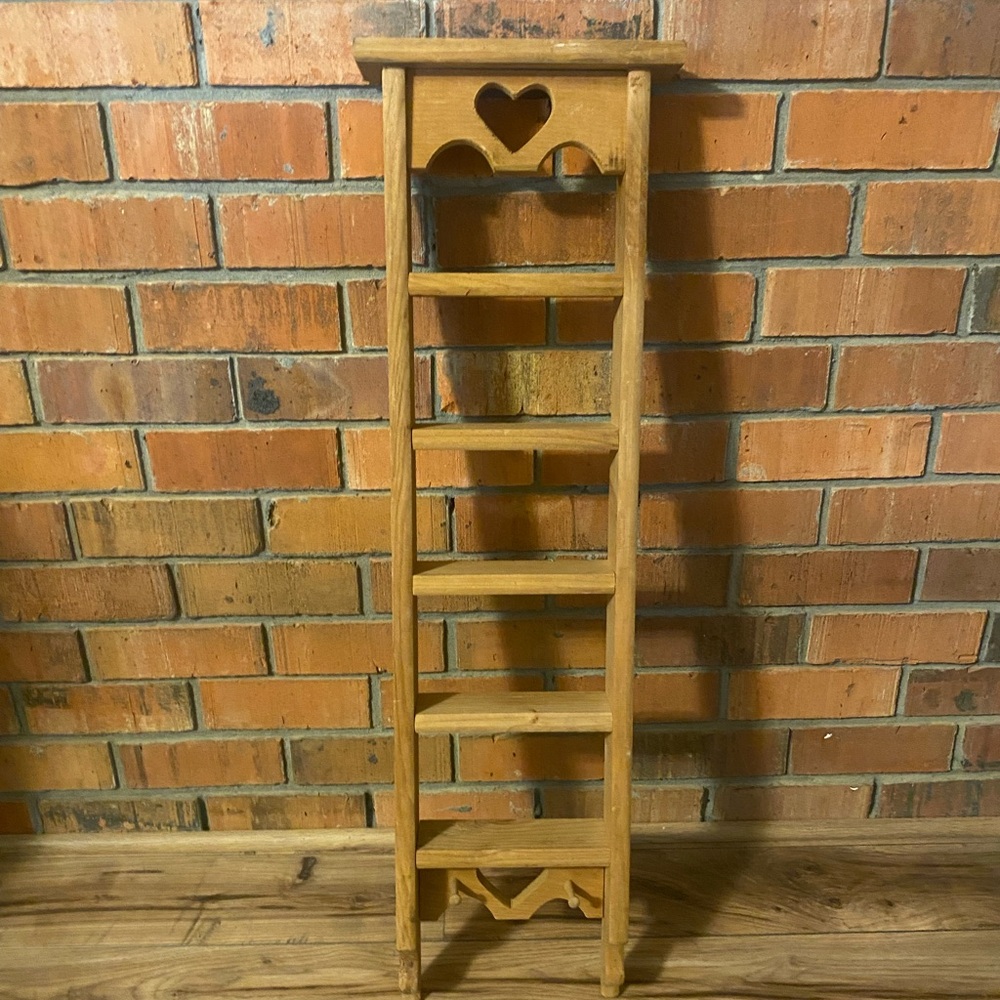Wooden Heart Ladder Shelf - Natural Brown Home Wall Decor